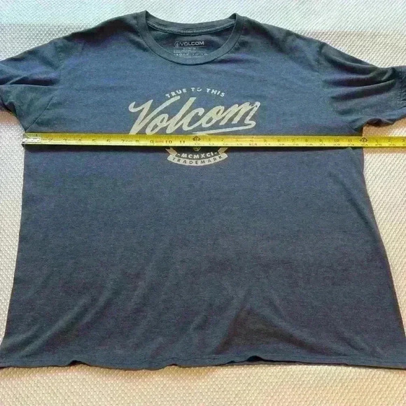 ✨Volcom XL blue teeshirt basic classic print - Picture 6 of 7